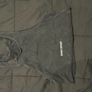 Black darc sport tank